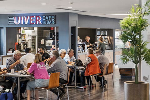 Uiver Café & Bar | FlyAlbury